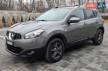 Позашляховик / Кросовер Nissan Qashqai 2011 в Луцьку