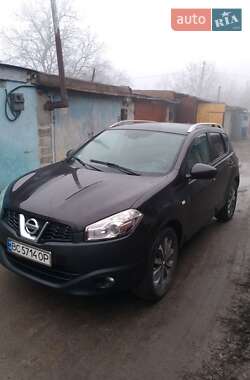 Позашляховик / Кросовер Nissan Qashqai 2010 в Харкові