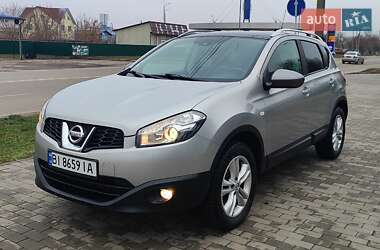 Позашляховик / Кросовер Nissan Qashqai 2010 в Миргороді