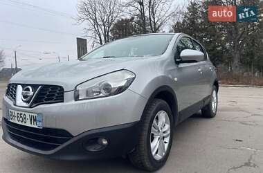 Позашляховик / Кросовер Nissan Qashqai 2011 в Луцьку