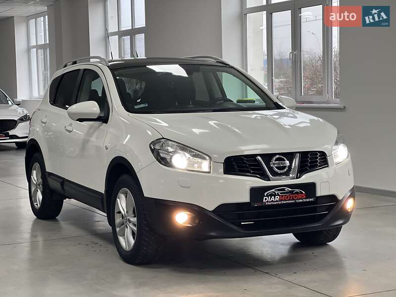 Позашляховик / Кросовер Nissan Qashqai 2013 в Полтаві