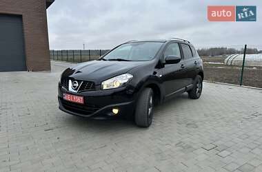 Позашляховик / Кросовер Nissan Qashqai 2012 в Луцьку