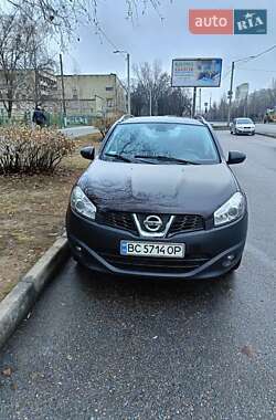 Позашляховик / Кросовер Nissan Qashqai 2010 в Харкові