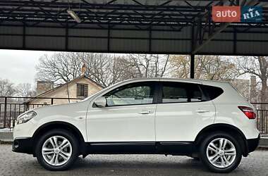 Позашляховик / Кросовер Nissan Qashqai 2010 в Одесі