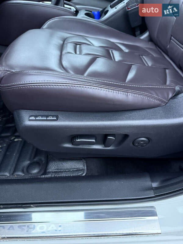 Внедорожник / Кроссовер Nissan Qashqai 2017 в Заречном