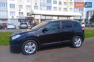 Позашляховик / Кросовер Nissan Qashqai 2012 в Львові