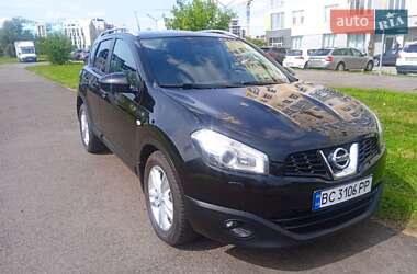 Позашляховик / Кросовер Nissan Qashqai 2012 в Львові