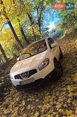 Внедорожник / Кроссовер Nissan Qashqai 2010 в Вишневце