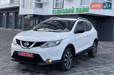 Внедорожник / Кроссовер Nissan Qashqai 2016 в Трускавце