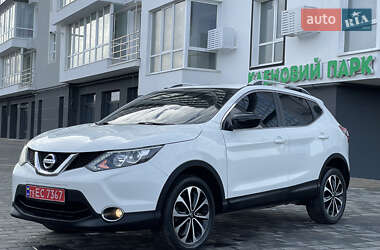 Внедорожник / Кроссовер Nissan Qashqai 2016 в Трускавце