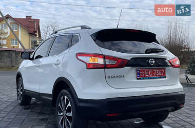 Внедорожник / Кроссовер Nissan Qashqai 2016 в Трускавце