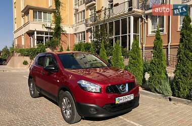 Позашляховик / Кросовер Nissan Qashqai 2011 в Одесі