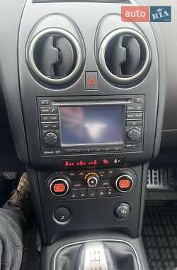 Внедорожник / Кроссовер Nissan Qashqai 2008 в 