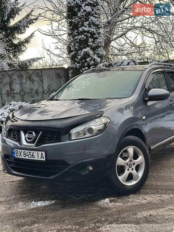 Внедорожник / Кроссовер Nissan Qashqai 2010 в Хмельницком