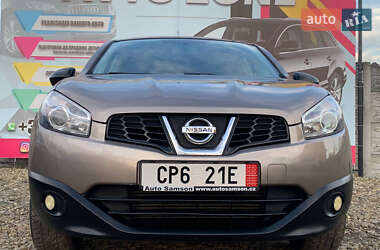 Позашляховик / Кросовер Nissan Qashqai 2011 в Коломиї