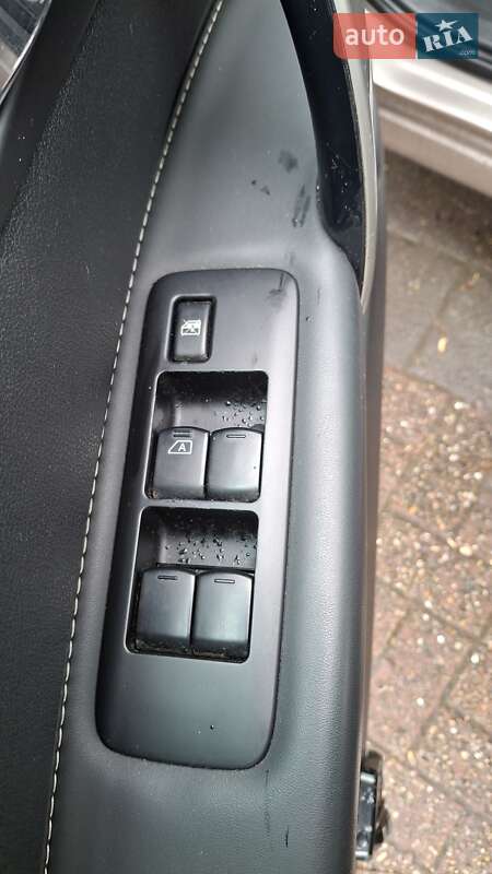 Внедорожник / Кроссовер Nissan Qashqai 2011 в Черновцах фото 13 Внедорожник / Кроссовер Nissan Qashqai 2011 в Черновцах