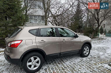 Внедорожник / Кроссовер Nissan Qashqai 2013 в Золочеве