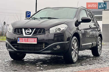 Внедорожник / Кроссовер Nissan Qashqai 2010 в 