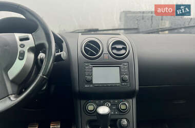 Внедорожник / Кроссовер Nissan Qashqai 2010 в 