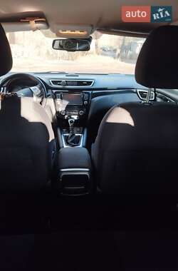 Позашляховик / Кросовер Nissan Qashqai 2014 в 