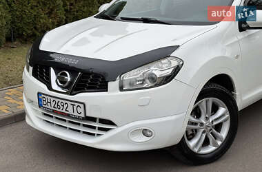 Позашляховик / Кросовер Nissan Qashqai 2010 в Одесі