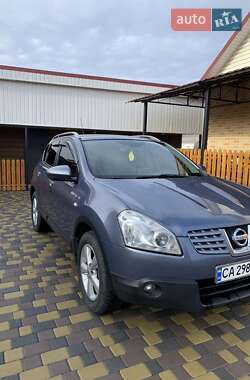 Позашляховик / Кросовер Nissan Qashqai 2008 в Звенигородці