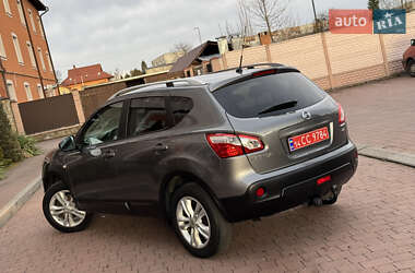 Внедорожник / Кроссовер Nissan Qashqai 2011 в Стрые