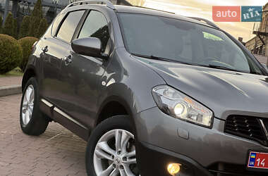 Внедорожник / Кроссовер Nissan Qashqai 2011 в Стрые