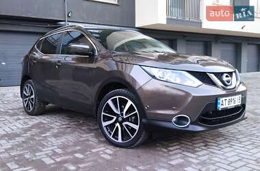 Позашляховик / Кросовер Nissan Qashqai 2014 в Івано-Франківську