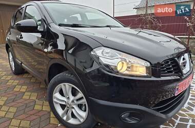 Позашляховик / Кросовер Nissan Qashqai 2011 в Стрию