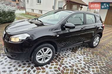 Позашляховик / Кросовер Nissan Qashqai 2011 в Стрию