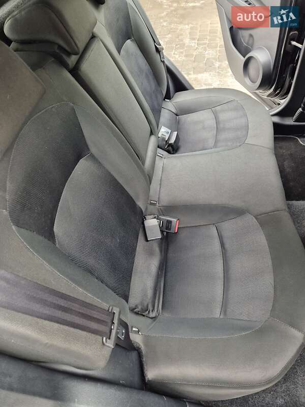 Позашляховик / Кросовер Nissan Qashqai 2011 в Стрию
