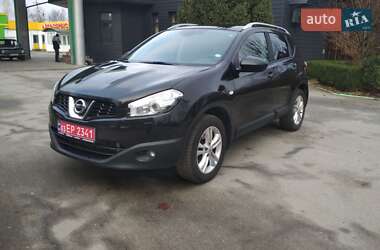 Позашляховик / Кросовер Nissan Qashqai 2011 в Звягелі