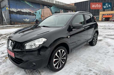 Позашляховик / Кросовер Nissan Qashqai 2011 в Луцьку