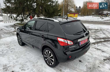 Позашляховик / Кросовер Nissan Qashqai 2011 в Луцьку