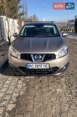 Позашляховик / Кросовер Nissan Qashqai 2012 в Львові