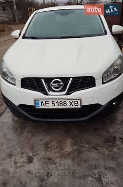 Внедорожник / Кроссовер Nissan Qashqai 2011 в Каменском