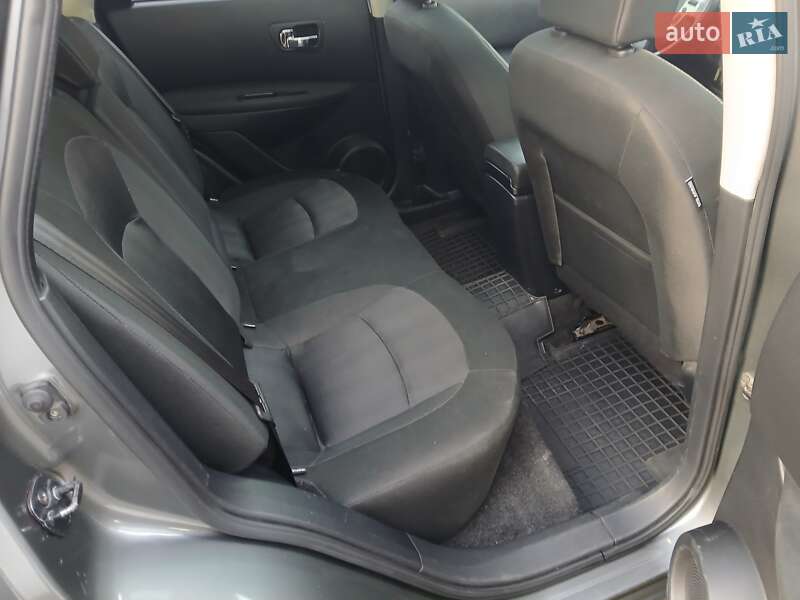 Внедорожник / Кроссовер Nissan Qashqai 2011 в Каменке-Бугской