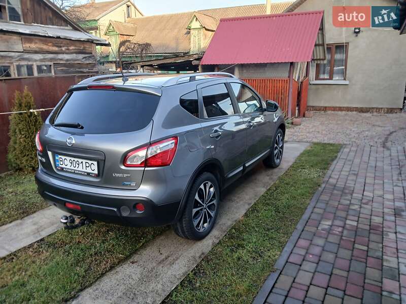 Внедорожник / Кроссовер Nissan Qashqai 2011 в Каменке-Бугской