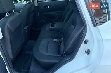 Внедорожник / Кроссовер Nissan Qashqai 2010 в 