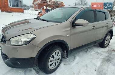 Внедорожник / Кроссовер Nissan Qashqai 2013 в Львове