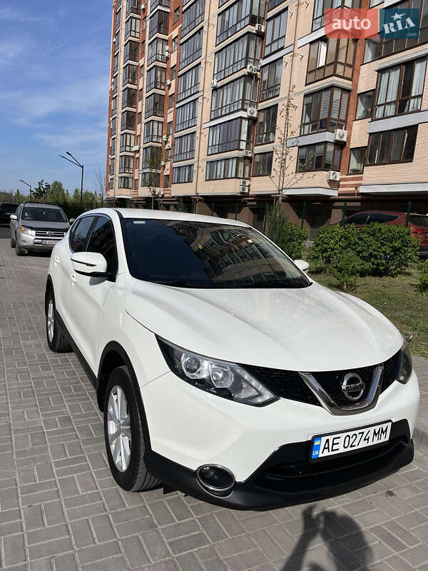 Внедорожник / Кроссовер Nissan Qashqai 2016 в Днепре