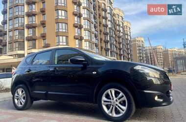 Внедорожник / Кроссовер Nissan Qashqai 2012 в Киеве