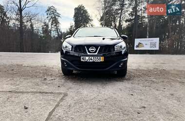 Позашляховик / Кросовер Nissan Qashqai 2011 в 