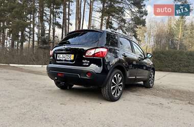 Позашляховик / Кросовер Nissan Qashqai 2011 в 