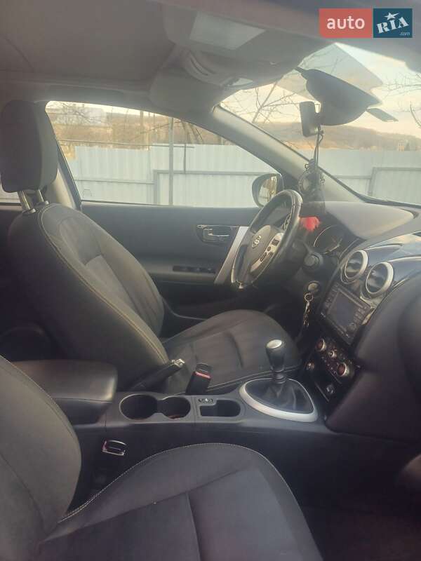 Внедорожник / Кроссовер Nissan Qashqai 2011 в Ивано-Франковске