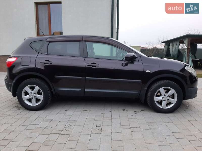Внедорожник / Кроссовер Nissan Qashqai 2012 в Луцке