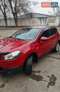 Внедорожник / Кроссовер Nissan Qashqai 2011 в Харькове