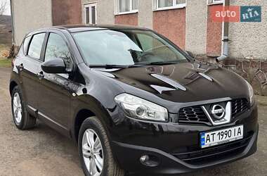 Позашляховик / Кросовер Nissan Qashqai 2010 в Коломиї