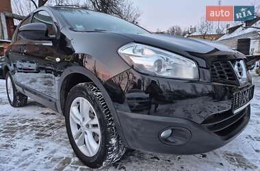 Позашляховик / Кросовер Nissan Qashqai 2013 в Сумах